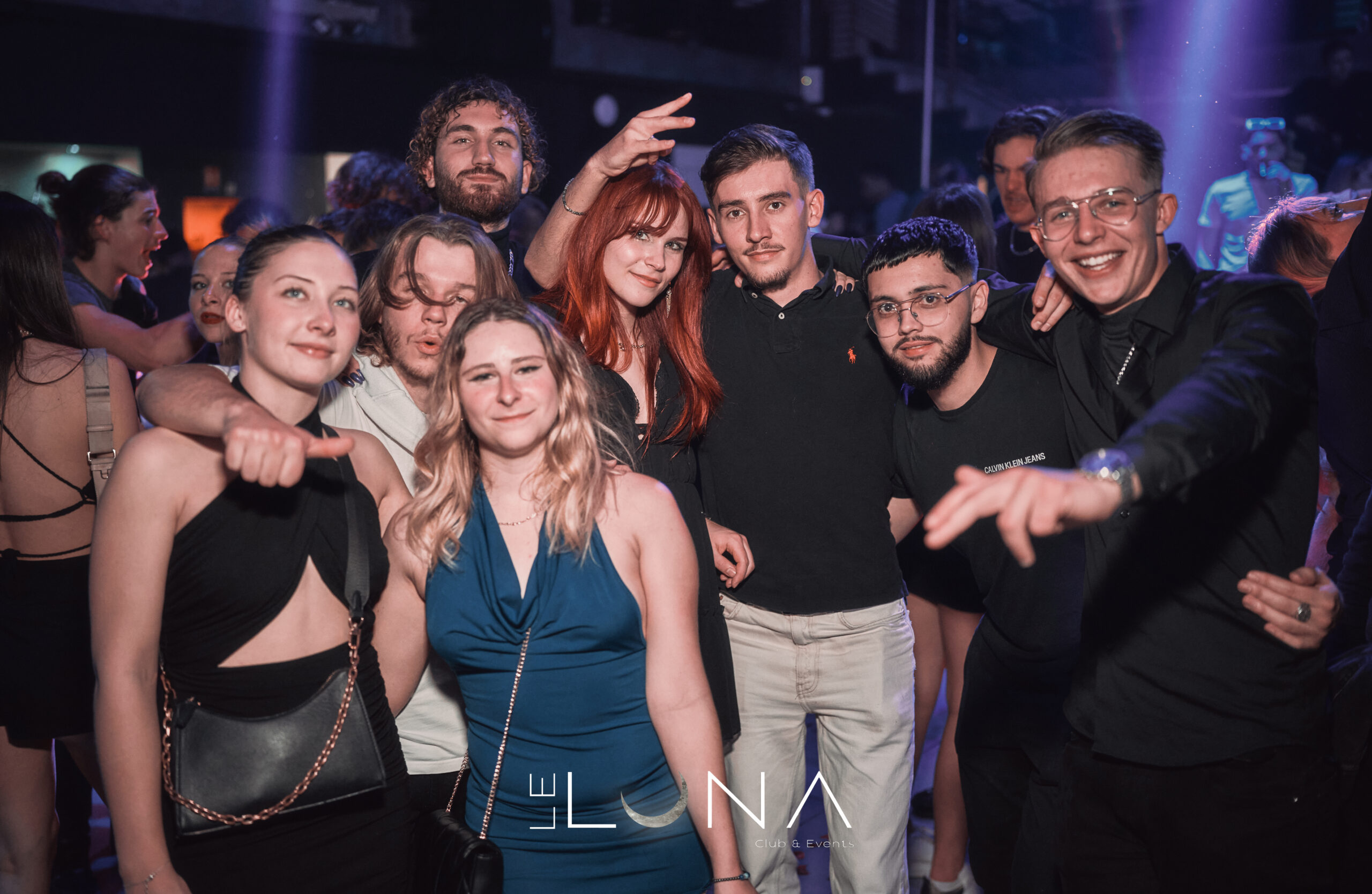 Bar et boite de nuit à frejus ! Le LUNA CLUB
